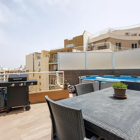 Bright 3br Penthouse With Pool & Bbq In Msida By Quicktrips 公寓 *